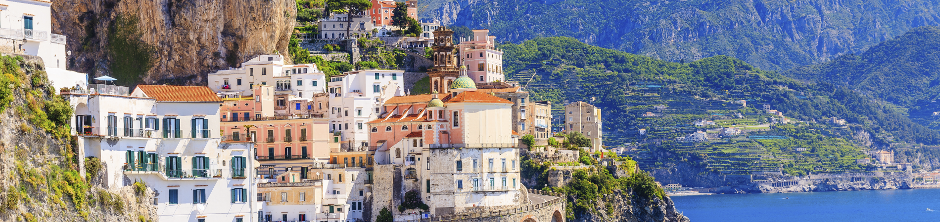 Image for A Month in Italy: An Unforgettable Adventure